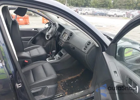 2016 Volkswagen Tiguan S from USA, damaged, VIN WVGAV7AX5GW563607